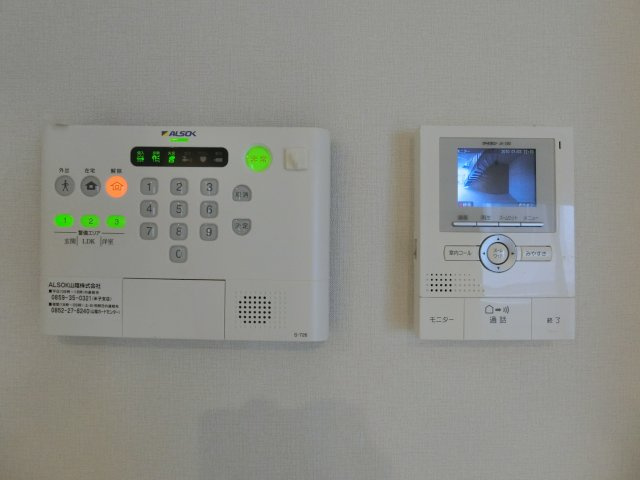 サンローザのセキュリティ|イメージ101号室の写真