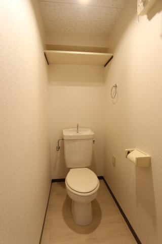 ソレーユ五条壱番館のトイレ