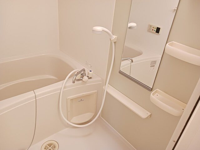 日々の疲れを癒すお風呂付です