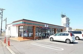 セブンイレブン七本木南店まで1000m