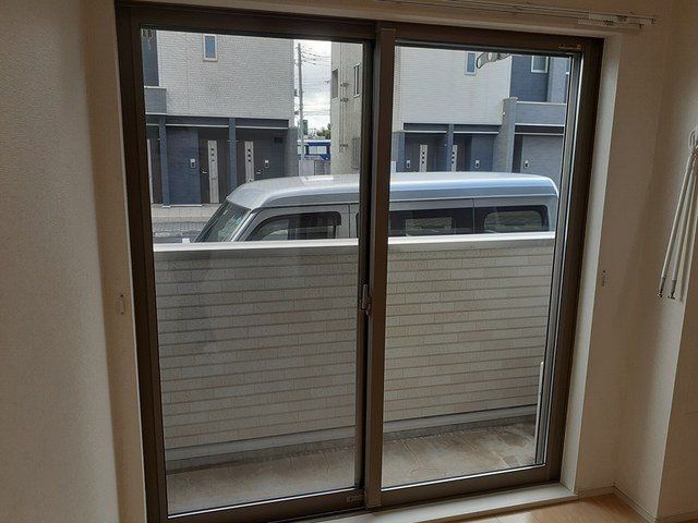 落ち着いた時間を過ごせるバルコニーです