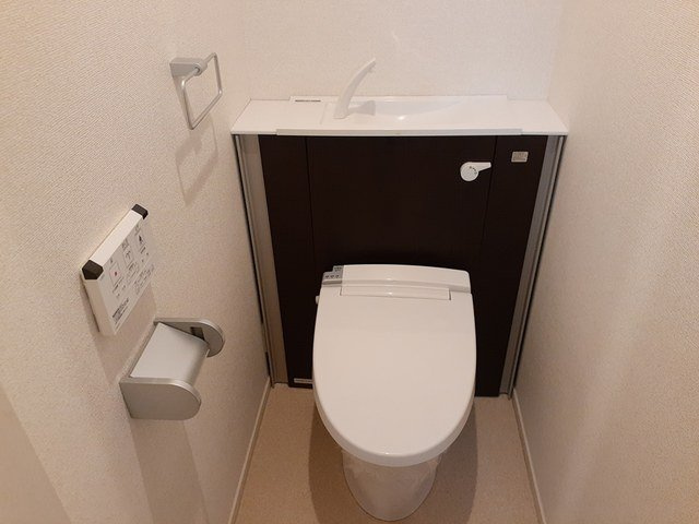 落ち着いたトイレです