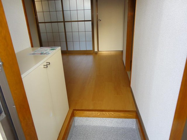 落ち着いた玄関です
