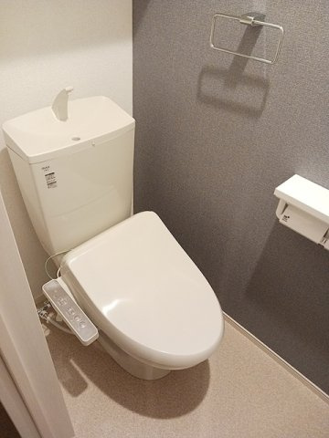 シンプルで使いやすいトイレです