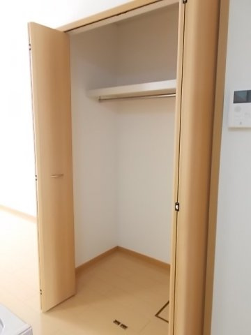 大きなものも収納できそうです