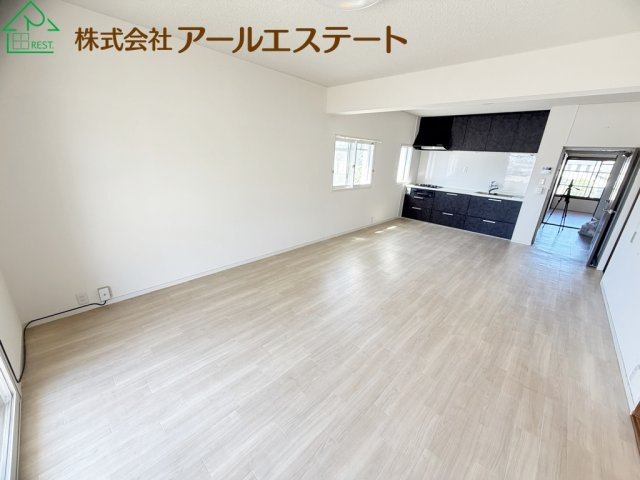 第二恵美酒マンション　　山陽電鉄「亀山駅」徒歩6分のエントランス