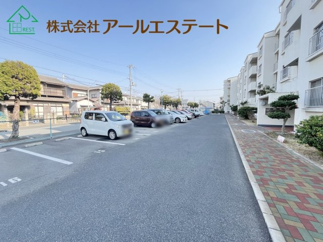 第二恵美酒マンション　　山陽電鉄「亀山駅」徒歩6分の駐車場