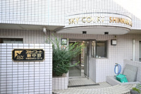 清潔なエントランスです