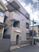 落ち着いた雰囲気の外観です