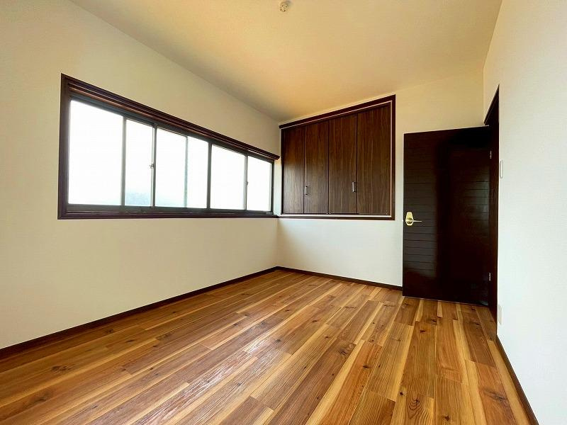 茄子作1丁目　中古一戸建ての子供部屋|洋室6.0帖
■物件内覧・資金計画相談・住宅ローン相談、リフォーム相談、お問合せ受付中■
※当日・翌日のご内覧、ご相談はお電話でのお問合せがスムーズです！