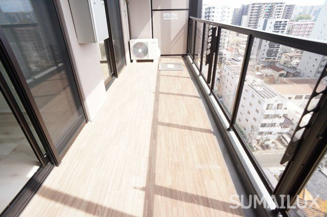 熊本市中央区新町３丁目の賃貸マンションのバルコニー