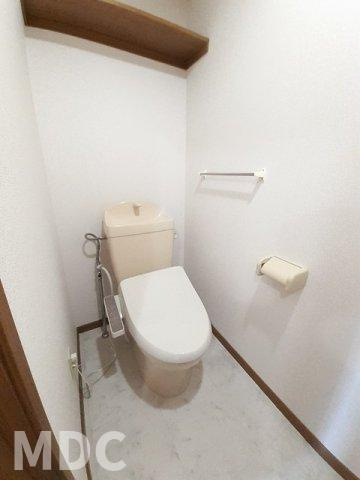 徳島市八万町大坪のアパートのトイレ