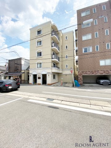 ヴェール本山の外観