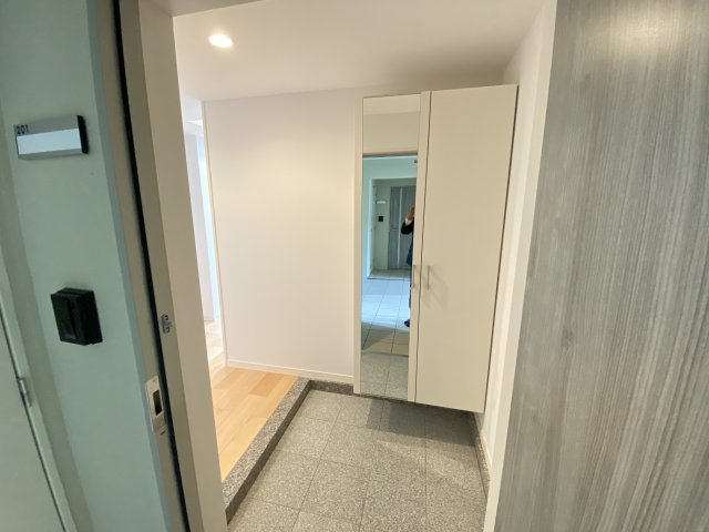 マンションエクセルハエバルの玄関