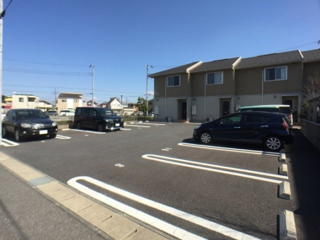 流山市おおたかの森西４丁目のアパートの駐車場|駐車場