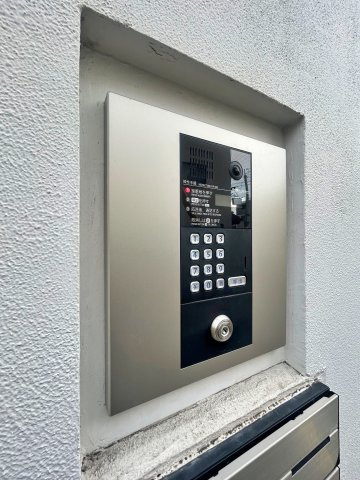 グランテラス覚王山のエントランス