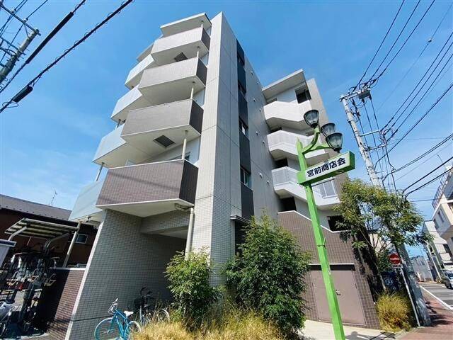 グランシャリオ西尾久の外観