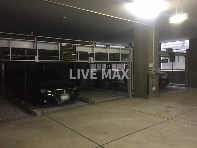 【駐車場】ライオンズマンション四条堀川