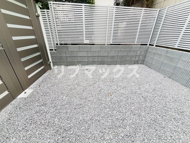 【バルコニー】