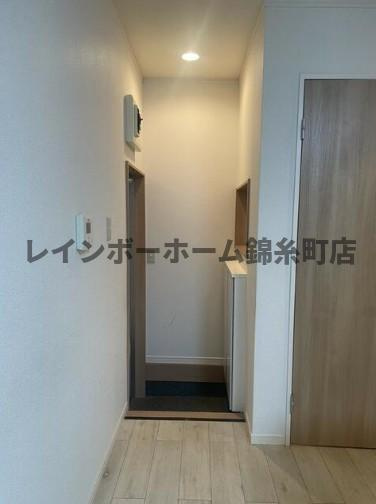 ゴールドハイツの玄関