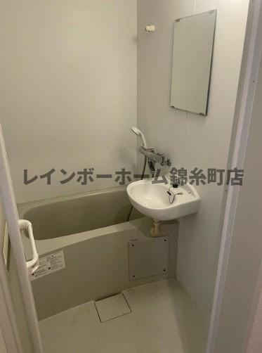 ゴールドハイツの浴室