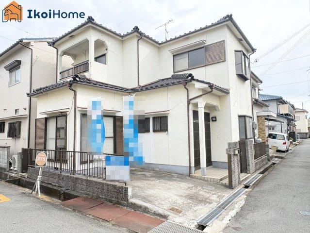 明石市大久保町西島　中古戸建の駐車場|●年中無休：当日予約可●お車1台駐車可能です。前面道路交通量少なめで入出庫も楽々安心！