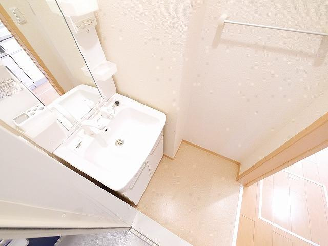 善紀ハイツⅡ号館の洗面所|使いやすい洗面所です