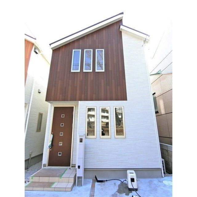 谷戸町一丁目戸建て