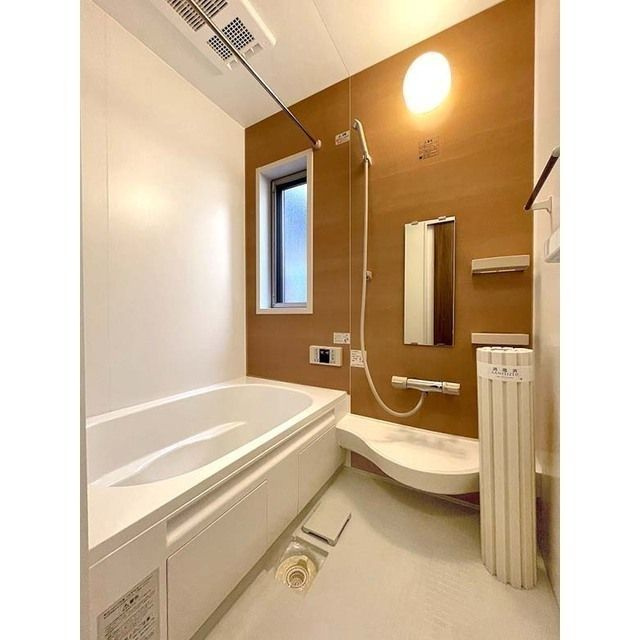 谷戸町一丁目戸建ての浴室