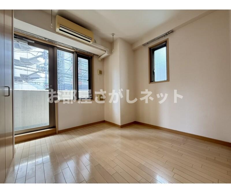 モンパレ入谷【おとり物件なし】#学生・社会人にオススメ！初期費用分割払いOK！の居間・リビング