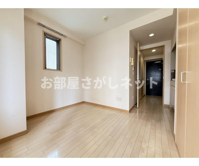 モンパレ入谷【おとり物件なし】#学生・社会人にオススメ！初期費用分割払いOK！の居間・リビング