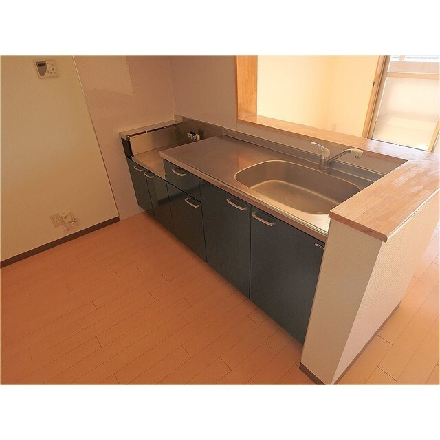クリエストタウン　江端のキッチン