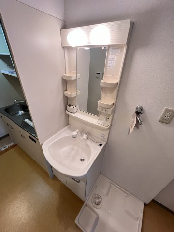 大阪市城東区関目１丁目の賃貸マンションの独立洗面台