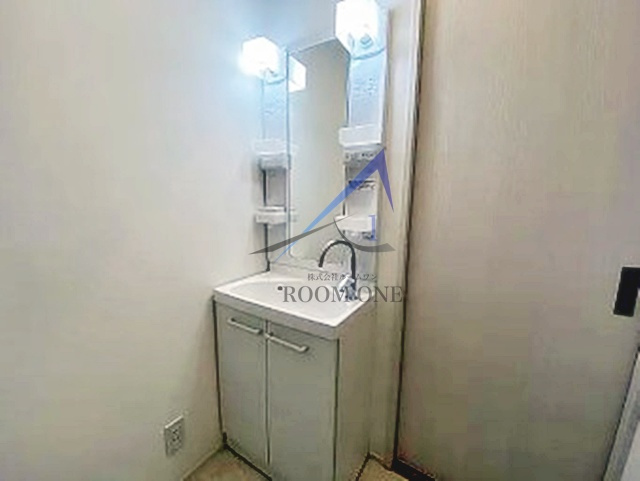 casa di comodoの洗面所|洗面台です。