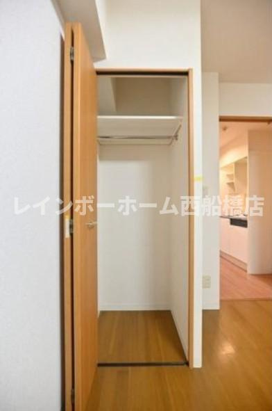 市川市南行徳４丁目のアパートの収納