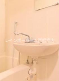 市川市南行徳４丁目のアパートの洗面所