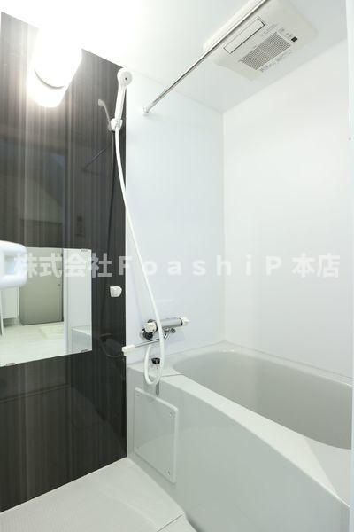 EASEの浴室