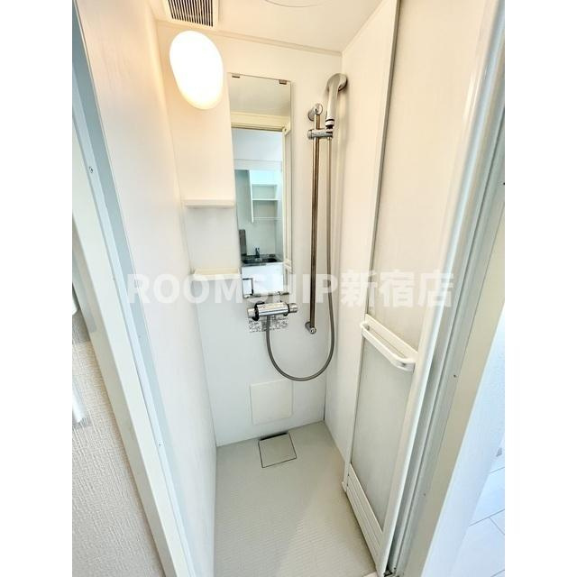 YROOMⅡのシャワールーム|同仕様写真