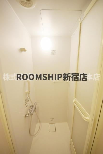 Glanz東日暮里のシャワールーム
