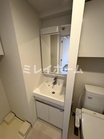 REALIZE蒲田Ⅱの独立洗面台|同建物内、別のお部屋の参考写真になります。