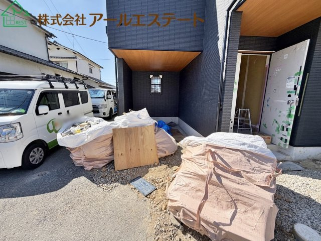 加古川市野口町野口　　新築戸建の駐車場