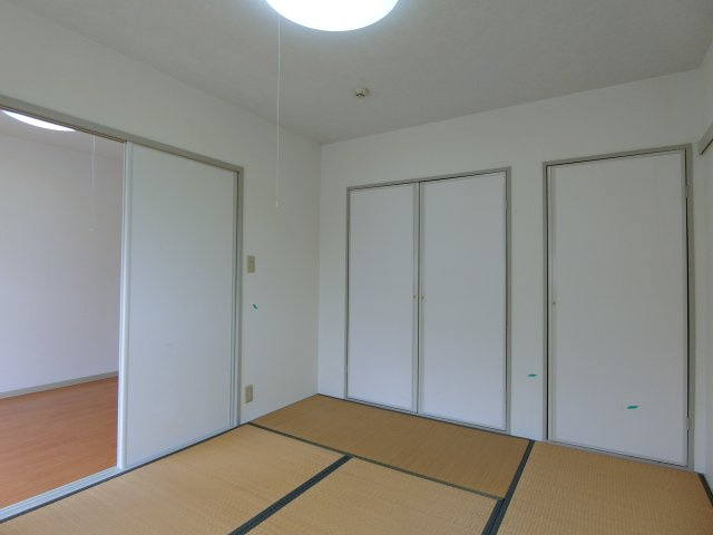 サンフレグランスA棟の和室|イメージ203号室の写真