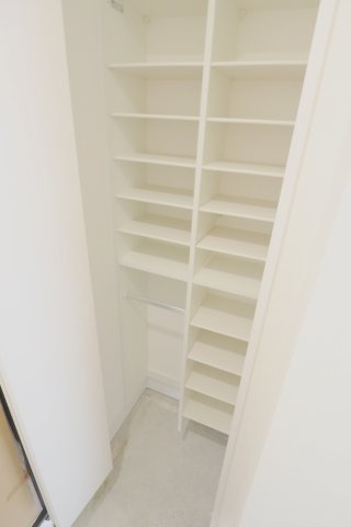 Ｎーｅｅｓ長束の玄関