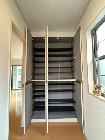 ☆選べる家具プレゼント☆久保田町　再生住宅の収納