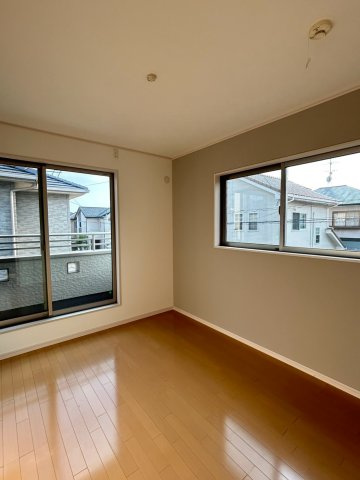 ☆選べる家具プレゼント☆久保田町　再生住宅の洋室