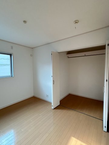 ☆選べる家具プレゼント☆久保田町　再生住宅の洋室