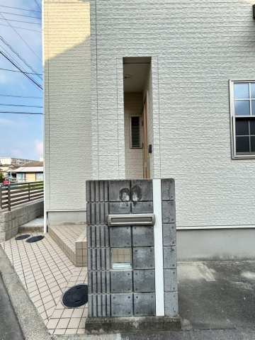 ☆選べる家具プレゼント☆久保田町　再生住宅の玄関