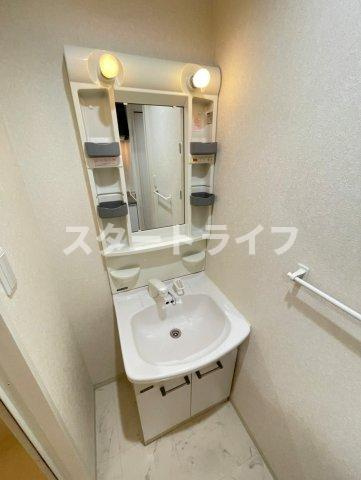 大阪市淀川区東三国３丁目の賃貸マンションの洗面所