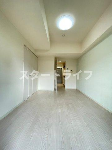 大阪市淀川区東三国３丁目の賃貸マンションの寝室