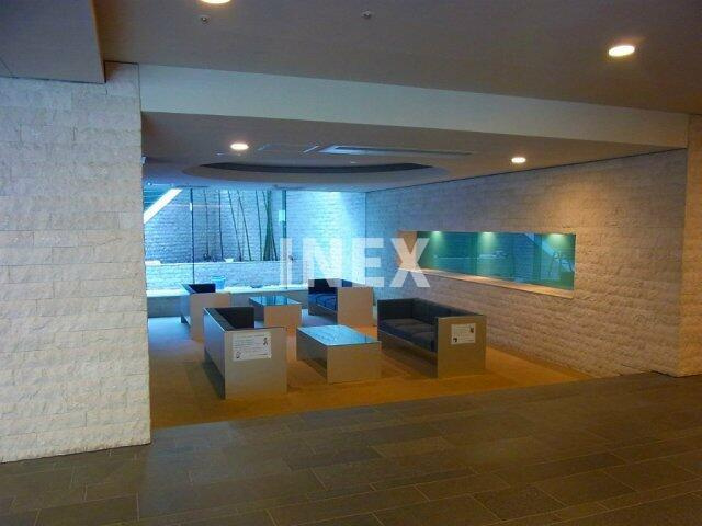横浜市保土ケ谷区境木本町の賃貸マンションのロビー
